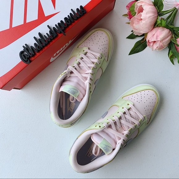 Nike Dunk Low NWT - Picture 5 of 10